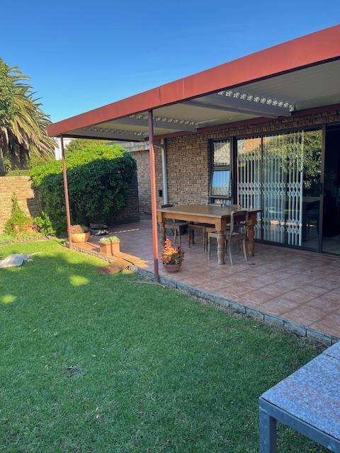 3 Bedroom Property for Sale in Somerset West Western Cape